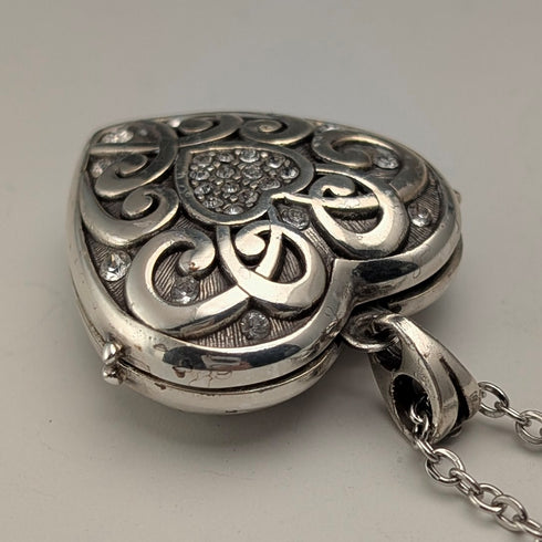 復古鍍銀心型小盒子吊飾和項鍊